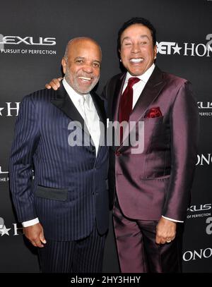 Berry Gordy e Smokey Robinson partecipano ai premi BET Honors 2014 a Washington DC. Foto Stock