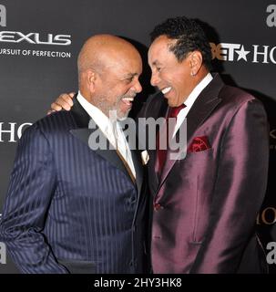 Berry Gordy e Smokey Robinson partecipano ai premi BET Honors 2014 a Washington DC. Foto Stock