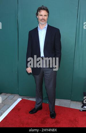 Dylan Neal partecipa all'Summer 2014 TCA: Hallmark's 'Northpole Christmas Celebration' al Northpole Manor a Beverley Hills Foto Stock