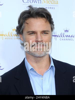 Dylan Neal partecipa all'Summer 2014 TCA: Hallmark's 'Northpole Christmas Celebration' al Northpole Manor a Beverley Hills Foto Stock