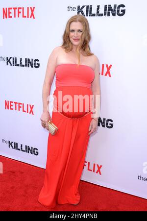 Mireille Enos partecipa alla prima stagione 'l'uccisione' 4 tenuta all'Arclight Hollywood a Los Angeles, USA. Foto Stock