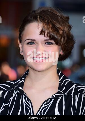 Joey King arriva al World Premiere di 'If i Stay' mercoledì 20 agosto 2014, a Los Angeles. Foto Stock