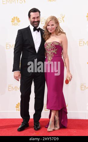 Jon Hamm e Jennifer Westfeldt arrivano agli EMMY Awards 2014, Nokia Live, Los Angeles. Foto Stock