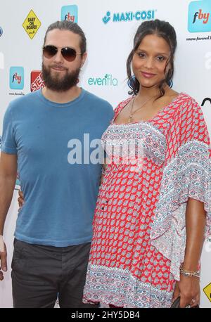 Sydney Tamiia Poitier e Dorian Heartsong partecipano all'evento annuale 3rd di sensibilizzazione sulla sicurezza dei tappeti rossi che si tiene presso lo Skirball Cultural Center di Los Angeles, USA. Foto Stock