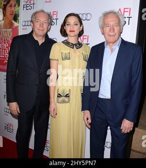 Marion Cotillard, Jonathan Sehring, Luc Dardenne alla prima di "Two Days, One Night" che si tiene al Teatro Egizio di Los Angeles, California. Foto Stock