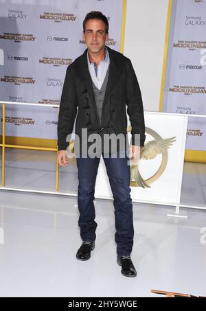 Carlos Ponce partecipa al 'The Hunger Games: Mockingjay - Part 1' Premiere a Los Angeles, California. Foto Stock