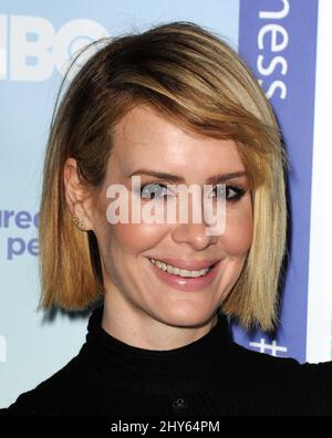 Sarah Paulson alla prima di 'togetherness' Foto Stock