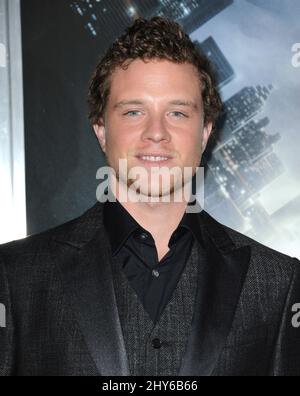 Jonny Weston partecipa al 'Project Almanaca' Los Angeles Premiere tenuto al TCL Chinese Theatre Foto Stock