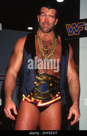 **FOTO DEL FILE** Scott Hall è passato via dopo essere stato tolto Life Support. Scott Hall aka Razor Ramon 1993 Foto di John Barrett/PHOTOlink /MediaPunch Foto Stock