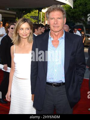 15 luglio 2002 Westwood, CA. Calista Flockhart e Harrison Ford 'K-19: La prima Widdowmaker' tenuto al Mann Village Theatre Foto Stock