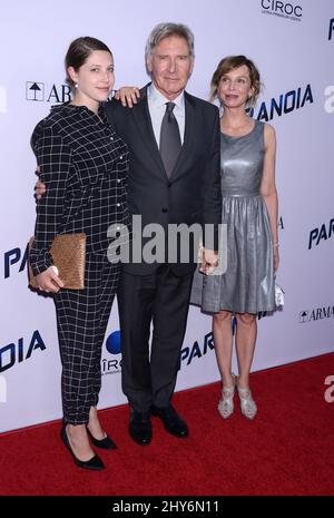 8 agosto 2013 West Hollywood, CA. Georgia Ford, Harrison Ford e Calista Flockhart 'paranoia' premiere USA tenuto presso la Guild Directors of America Foto Stock