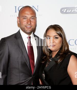 Derek Jeter, Sharlee Jeter (sorella) che frequenta la Derek Jeter Celebrity Invitational a beneficio della Fondazione Turn 2, aria Resort & Casino a Las Vegas, USA. Foto Stock