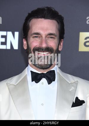 Jon Hamm partecipa alla celebrazione dell'AMC degli ultimi 7 episodi di "uomini papali" con la palla Nera e Rossa tenutasi al Padiglione Dorothy Chandler Foto Stock