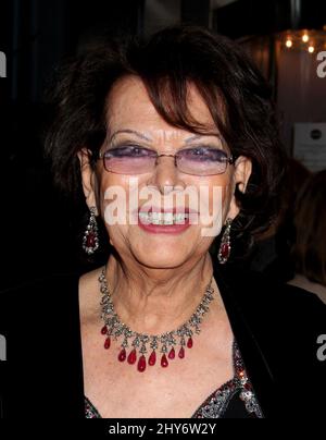 Claudia Cardinale partecipa alla "Effie Gray" New York Premiere Foto Stock