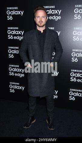 Aaron Paul partecipa al lancio di Samsung Galaxy S6 a Los Angeles Foto Stock