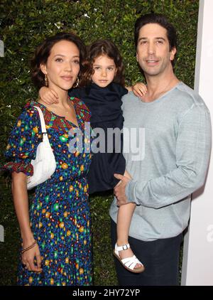 Zoe Buckman, Cleo Schwimmer e David Schwimmer presenti a Chrysler presenta John Varvatos 12th Annual Stuart House benefit tenuto presso il John Varvatos Store Foto Stock