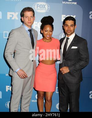 L-R: Stark Sands, Meagan Good, Wilmer Valderrama durante il FOX 2015