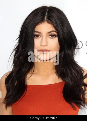 Kylie Jenner partecipa alla festa di lancio di Kendall + Kylie Fashion Line al TopShop, The Grove Foto Stock