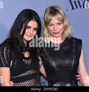 Selena Gomez & Michelle Williams partecipa all'InStyle Awards inaugurale al Getty Center di Los Angeles, California. Foto Stock