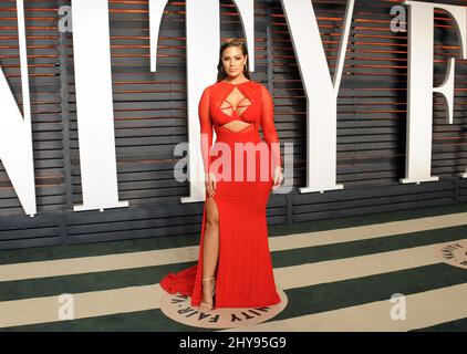 Ashley Graham arriva alla Vanity Fair Oscar Party a Beverly Hills, Los Angeles, CA, USA, febbraio 28, 2016. Foto Stock