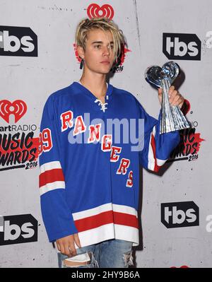 Justin Bieber al iHeart radio Music Awards 2016 Sala Stampa, il Forum, Inglewood, Los Angeles, CA, USA, 3 aprile 2016. P Foto Stock