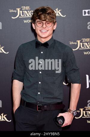 Mikey Murphy partecipa alla prima di 'The Jungle Book' al Teatro El Capitan di Los Angeles, USA. Foto Stock