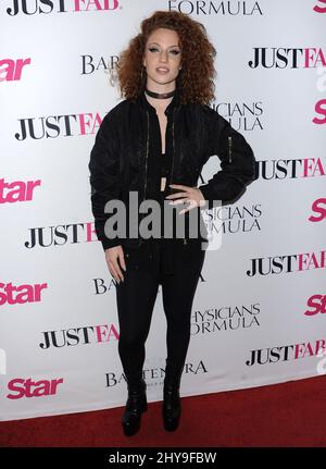 Jess Glynne durante le Hollywood Rocks dello Star Magazine tenutesi a le Jardin, Los Angeles. Foto Stock