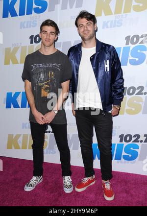 Andrew Taggart, Alex Pall di 'The Chainsmokers' in arrivo per il 102,7 Kiss FM's Wango Tango 2016 tenuto presso lo StubHub Center di Carson. Foto Stock