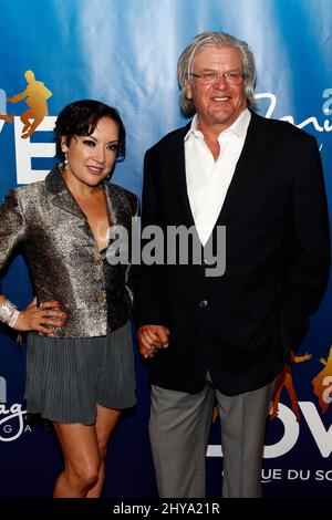 Margo Rey, Ron White che partecipa alla celebrazione dei Beatles LOVE 10th Anniversary a Las Vegas Foto Stock