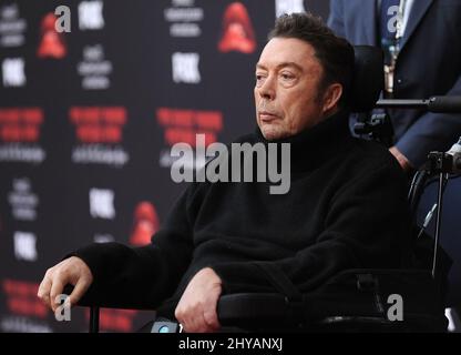 Tim Curry partecipa al Rocky Horror Picture Show: Facciamo il tempo Warp ancora Premiere tenuto al Roxy, a Los Angeles, California. Foto Stock