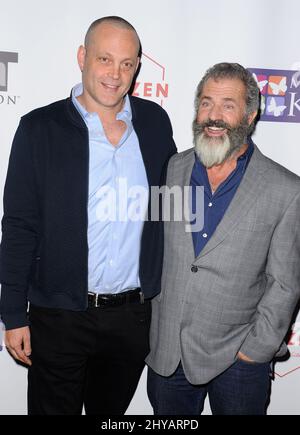 Mel Gibson, vince Vaughn in arrivo per il Torneo Mondiale di Poker 'Four Kings & an Ace' a beneficio Mending Kids International tenuto a Citizen, Beverly Hills, Los Angels, 21st ottobre 2016. Foto Stock