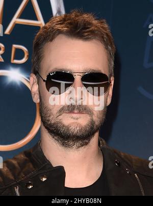 Eric Church nella sala stampa ai premi annuali CMA 50th che si tengono alla Bridgestone Arena di Nashville, USA. Foto Stock