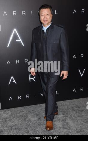 Tzi ma arriva alla Premiere DE 'Arrival' al Regency Village Theatre domenica 6 novembre 2016 a Los Angeles. Foto Stock