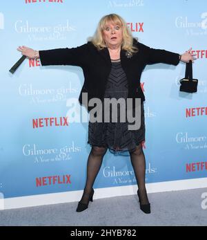 Sally Struthers arriva alla prima di ''Gilmore Girls: A Year in the Life' di Netflix, che si tiene al Regency Bruin Theatre di Los Angeles, 18th novembre 2016 Foto Stock