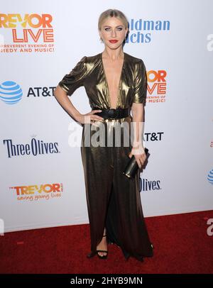 Julianne Hough arriva al TrevorLIVE Los Angeles 2016 Fundraiser Foto Stock