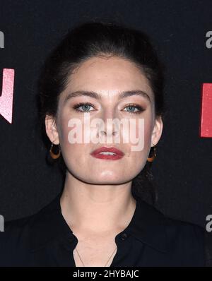 Alexa Davalos partecipa alla prima di Amazon della seconda stagione di "The Man in the High Castle" che si tiene presso il Pacific Design Center Foto Stock