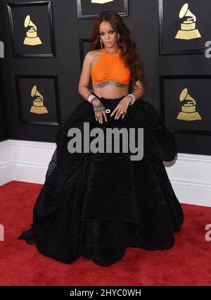 Rihanna partecipa ai Grammy Awards annuali 59th a Los Angeles Foto Stock