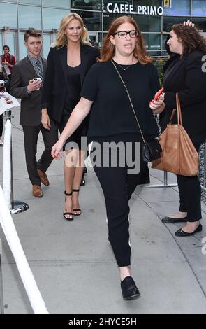 Charlize Theron partecipa alla prima 'Girlboss' di Los Angeles che si tiene presso l'ARCLIGHT Cinemas Hollywood Foto Stock