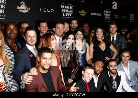 I membri del cast Channing Tatum, Jenna Dewan-Tatum e Magic Mike arrivano al Magic Mike Las Vegas Opening Night, Club Domina all'Hard Rock Hotel & Casino Foto Stock