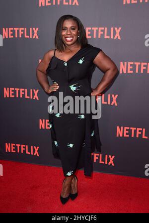 Uzo Aduba che partecipa a un Orange è il nuovo schermo nero a Los Angeles Foto Stock