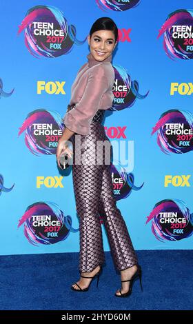Vanessa Hudgens partecipa ai Teen Choice Awards 2017 che si tengono al Galen Center di Los Angeles, USA Foto Stock