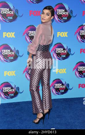 Vanessa Hudgens partecipa ai Teen Choice Awards 2017 che si tengono al Galen Center di Los Angeles, USA Foto Stock