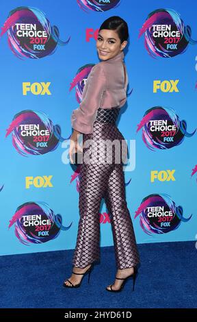 Vanessa Hudgens partecipa ai Teen Choice Awards 2017 che si tengono al Galen Center di Los Angeles, USA Foto Stock