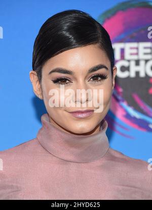 Vanessa Hudgens partecipa ai Teen Choice Awards 2017 che si tengono al Galen Center di Los Angeles, USA Foto Stock