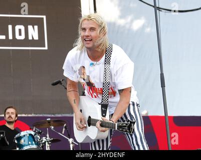 Giuda e il Leone si esibiscono nel villaggio diurno in occasione dell'iHeart Music Festival 2017 che si tiene presso la T-Mobile Arena di Las Vegas, USA Foto Stock