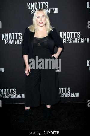 Hayley Hasselhoff frequenta la Knott's Scary Farm e la Instagram's Celebrity Night tenutasi presso la Knott's Berry Farm Foto Stock