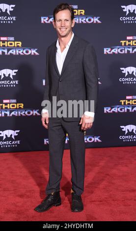 Kip Pardue partecipa al 'Thor: Ragnarok' World Premiere di Marvel tenuto al Teatro El Capitan Foto Stock