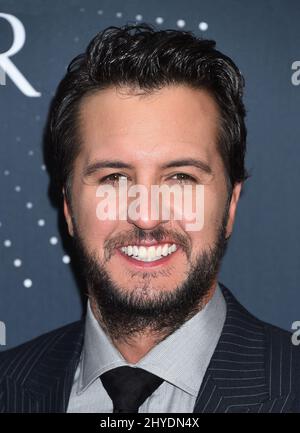 Luke Bryan partecipa al CMT Artist of the Year tenuto presso lo Schermerhorn Symphony Center Foto Stock