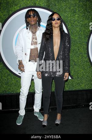 Wiz Khalifa e Izabela Guedes al 2017 GQ Men of the Year Party tenuto al Chateau Marmont il 7 dicembre 2017 West Hollywood, CA. Foto Stock