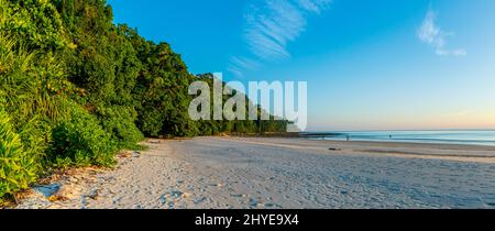 Tramonto sul mare, Radhanagar Beach, Havelock Island, Andaman, India Foto Stock